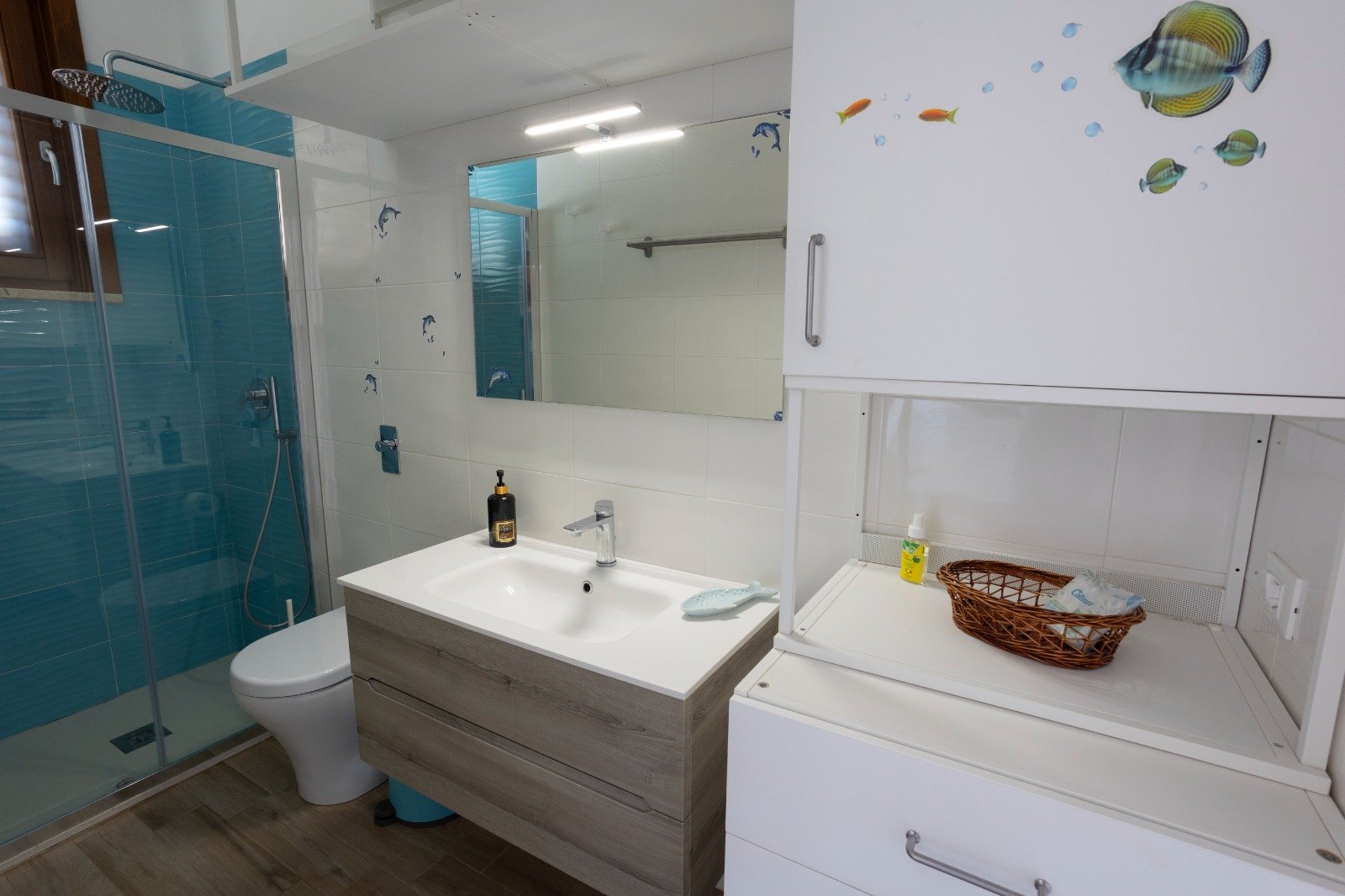 Bagno con doccia